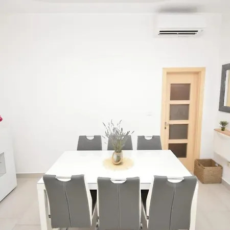 Fermai Сasa de vacaciones Ražanac